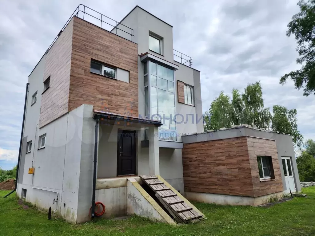 Дом 274 м на участке 7,6 сот. - Фото 0