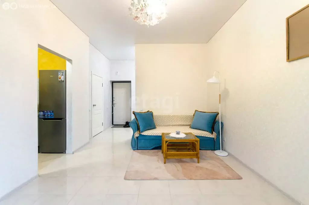 1-комнатная квартира: Калининград, улица Михаила Светлова, 16 (37 м) - Фото 1