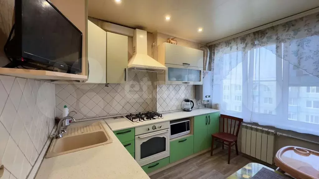 2-к. квартира, 47 м, 5/5 эт. - Фото 0