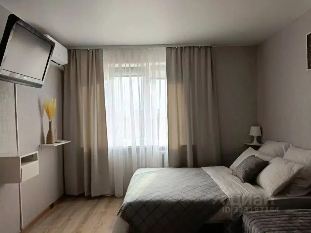 1-к кв. Удмуртия, Ижевск ул. Кирова, 112А (30.0 м) - Фото 1