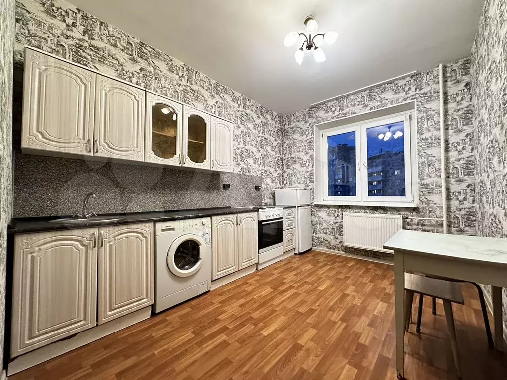 3-к. квартира, 77 м, 17/17 эт. - Фото 1