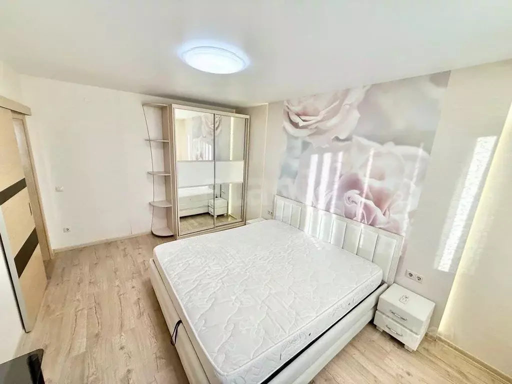 2-к кв. Удмуртия, Ижевск Удмуртская ул., 268 (54.0 м) - Фото 1