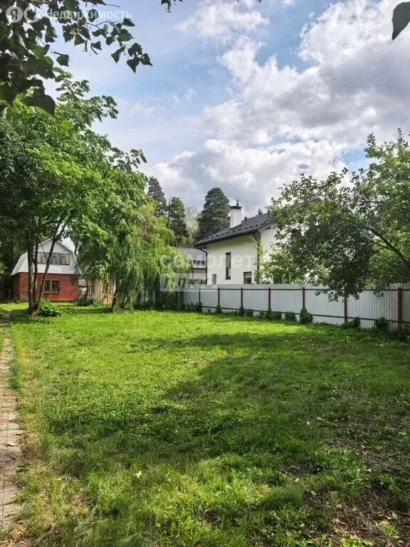 Участок в посёлок городского типа Загорянский, улица Суворова, 1 (16 ... - Фото 2