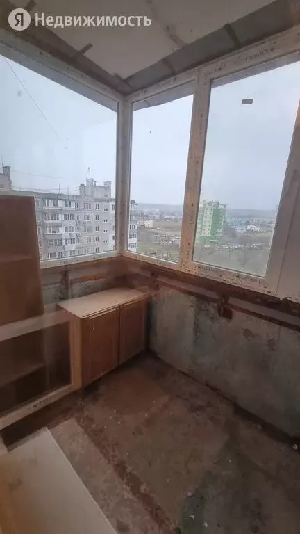 3-комнатная квартира: Керчь, улица Марата, 15 (61 м) - Фото 0