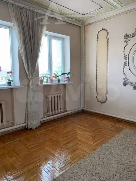 Дом 300 м на участке 10 сот. - Фото 1