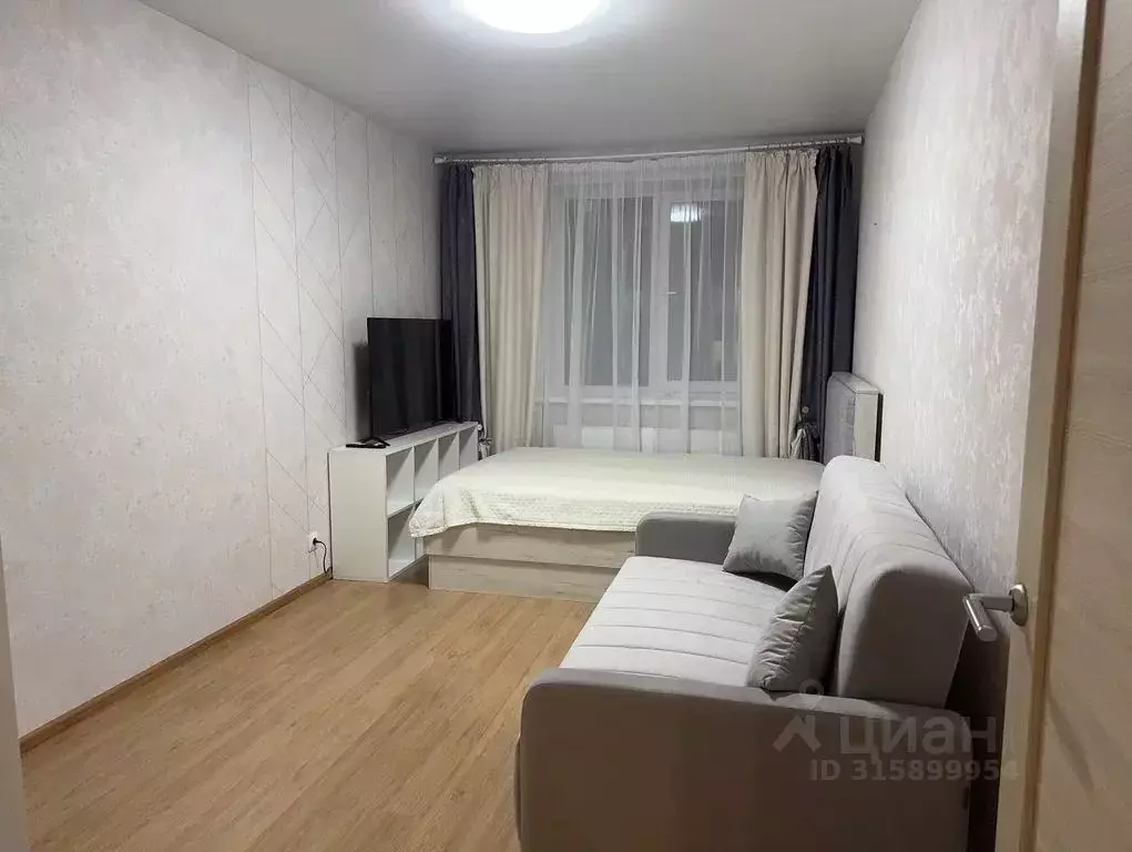 1-к кв. Удмуртия, Ижевск ул. Ленина, 95 (30.0 м) - Фото 1
