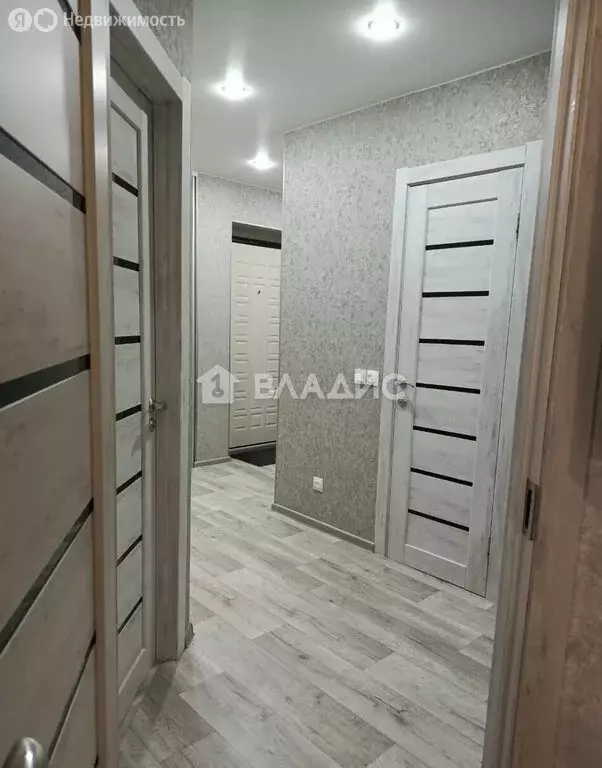 2-комнатная квартира: село Чигири, улица Василенко, 3/3 (51.7 м) - Фото 2