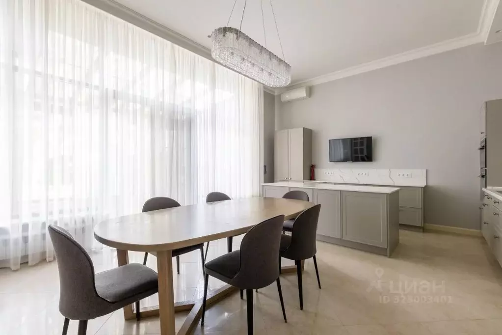 Дом в Московская область, Красногорск Резиденция Рублево кп,  (450 м) - Фото 1