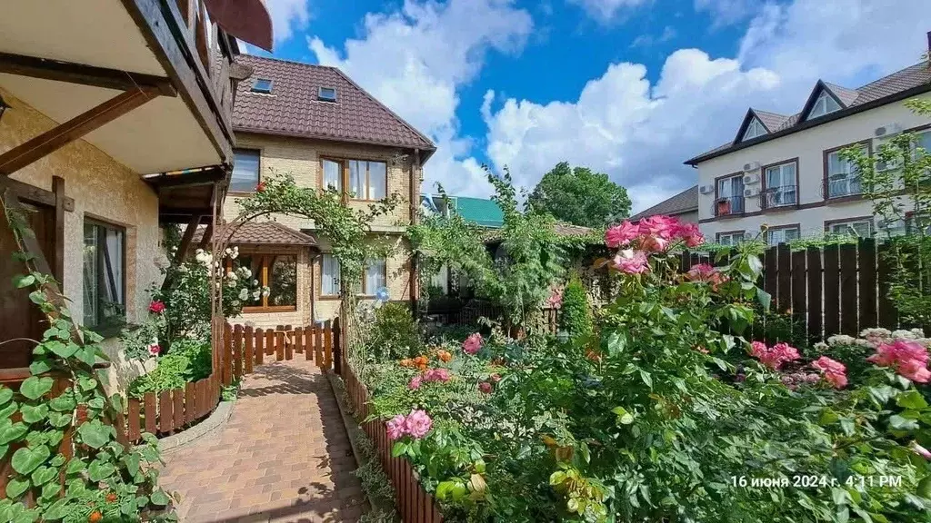 Дом в Краснодарский край, Геленджик городской округ, с. Кабардинка  ... - Фото 1