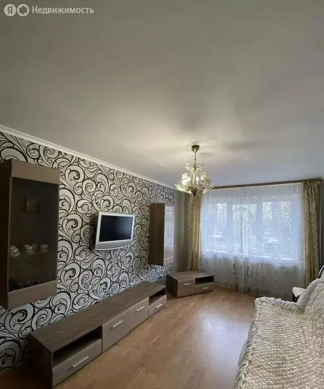 3-комнатная квартира: Калининград, проспект Победы, 75 (60.1 м) - Фото 0