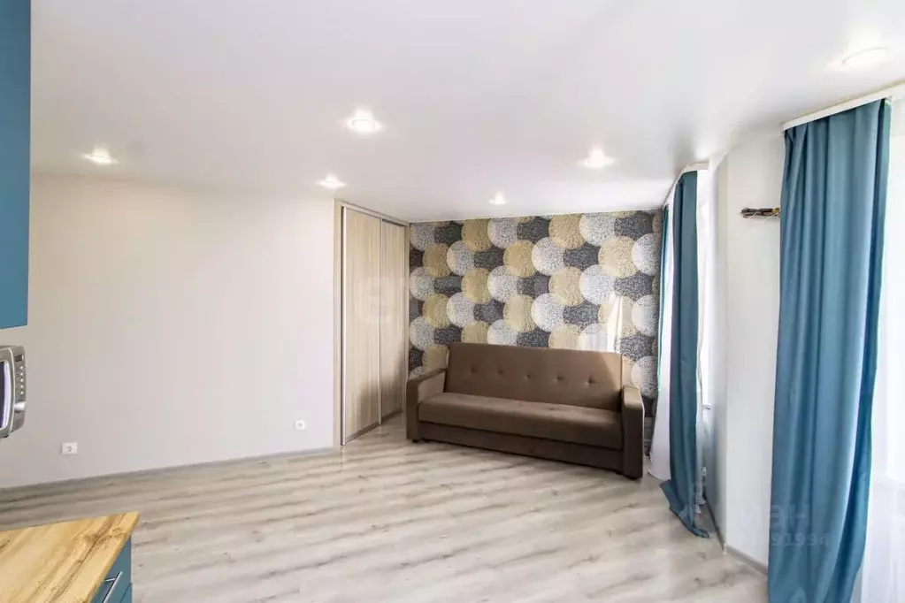 Студия Тюменская область, Тюмень ул. Республики, 204к5 (32.3 м) - Фото 1