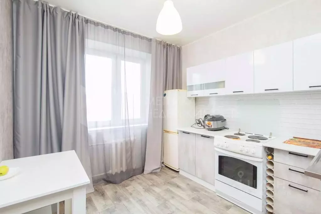 1-к кв. Тюменская область, Тюмень Солнечный проезд, 22 (34.1 м) - Фото 1