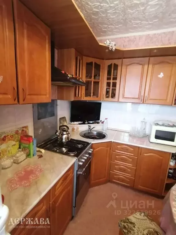 3-к кв. Белгородская область, Старый Оскол ул. Ватутина, 85 (62.5 м) - Фото 1