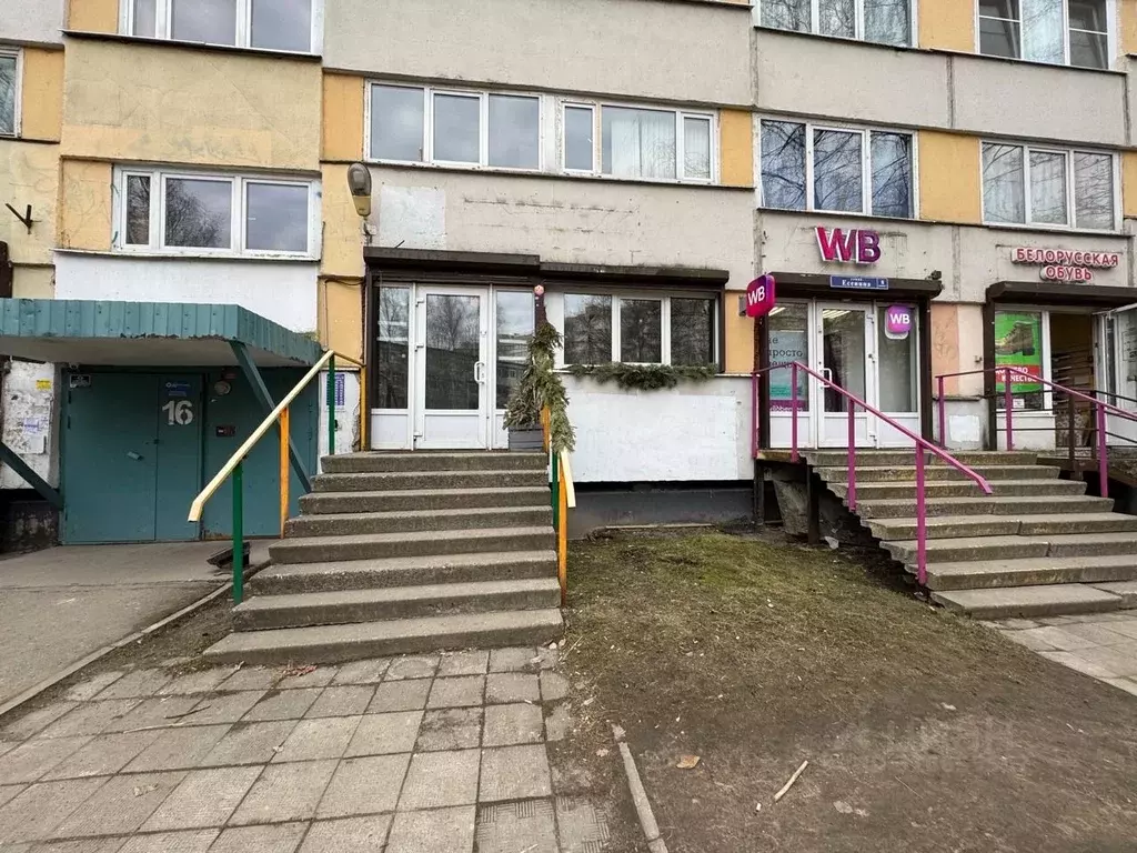 Торговая площадь в Санкт-Петербург ул. Есенина, 8К1 (26 м) - Фото 0