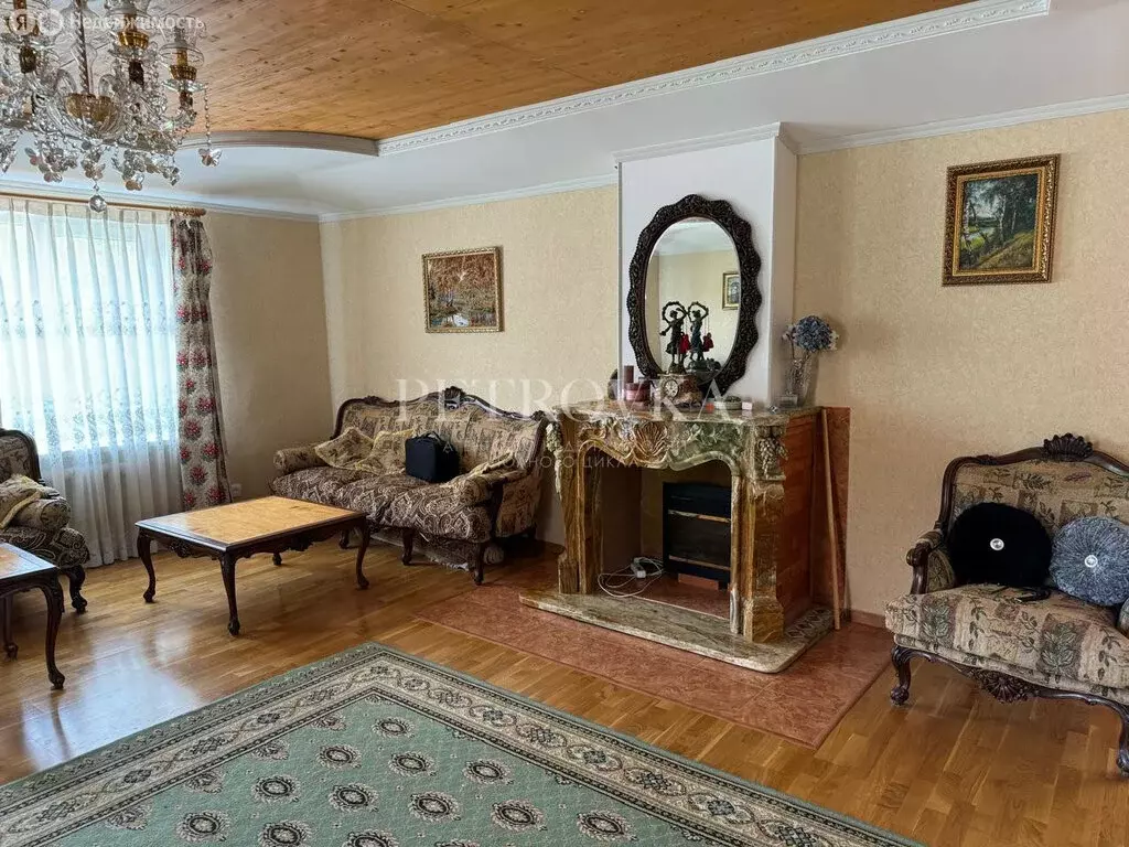 Дом в Одинцовский городской округ, деревня Акулово (244 м) - Фото 1