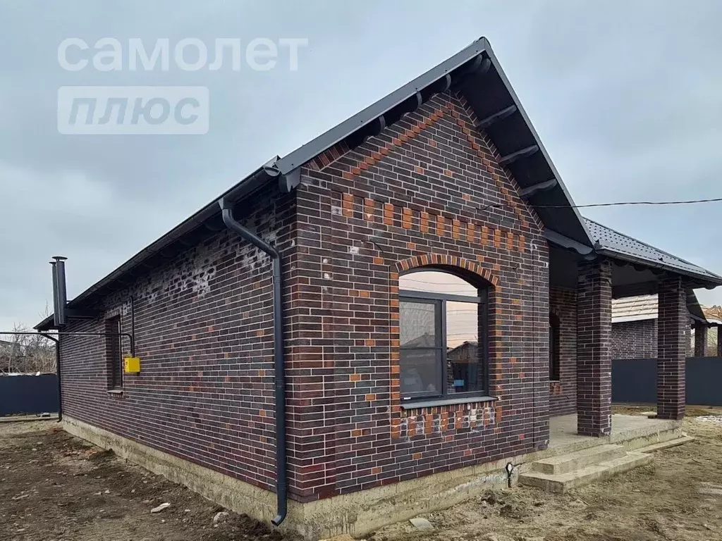 Дом в Краснодарский край, Славянск-на-Кубани  (126 м) - Фото 1