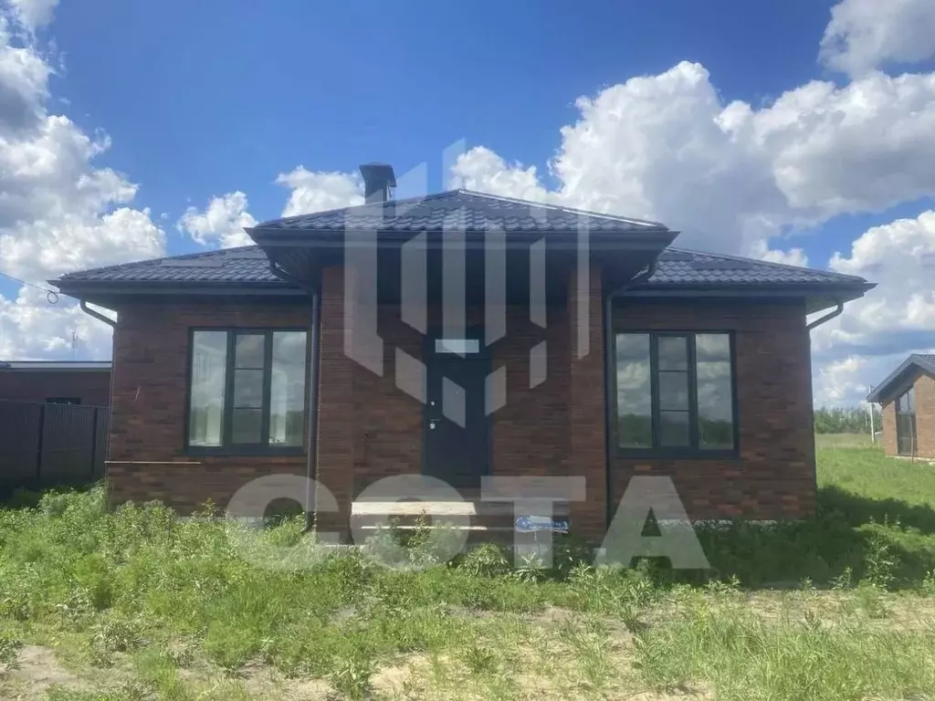 Дом в Воронежская область, с. Новая Усмань ул. Урожайная (130 м) - Фото 1
