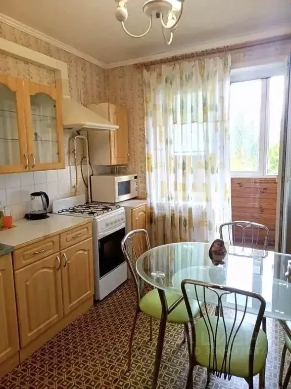 3-к кв. Псковская область, Псков Западная ул., 15 (69.5 м) - Фото 1