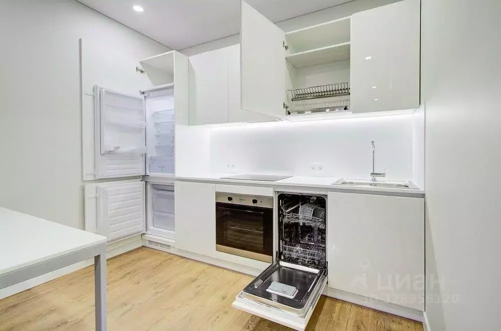 3-к кв. Воронежская область, Воронеж ул. 9 Января, 68/2к3 (66.0 м) - Фото 1