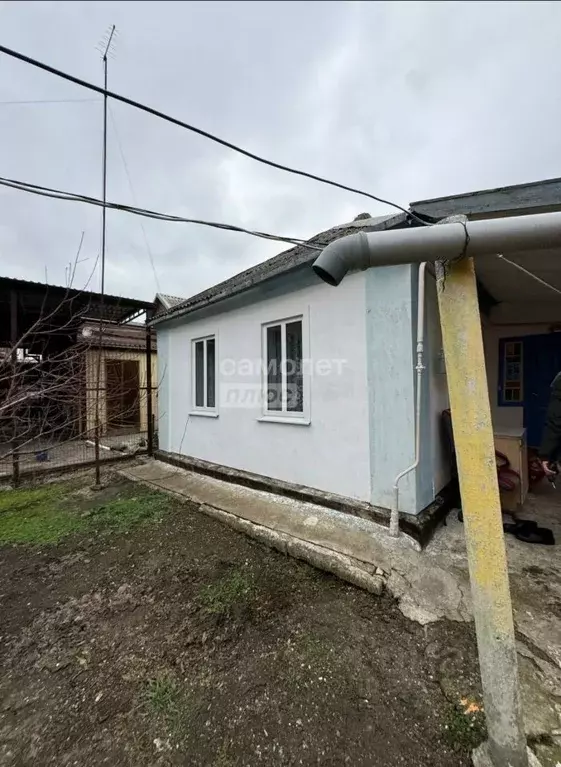 Дом в Краснодарский край, Тимашевск ул. Степанова, 99 (57 м) - Фото 1