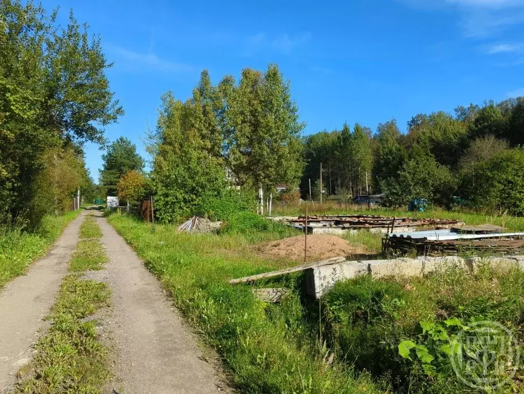 Участок в Санкт-Петербург, Санкт-Петербург, Петергоф Красные Зори СНТ, ... - Фото 1
