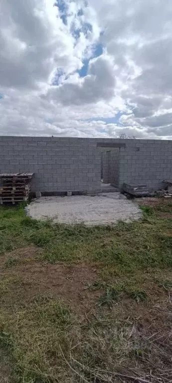 Дом в Волгоградская область, Среднеахтубинский район, Краснослободск ... - Фото 1
