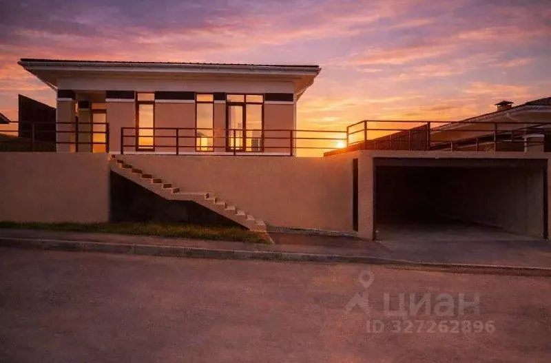 Дом в Крым, Симферопольский район, Мирновское с/пос, с. Белоглинка ул. ... - Фото 2