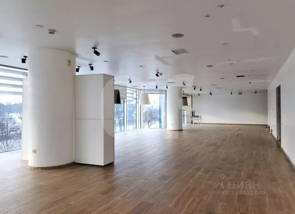 Торговая площадь в Московская область, Химки Ленинградская ул., с25 ... - Фото 1