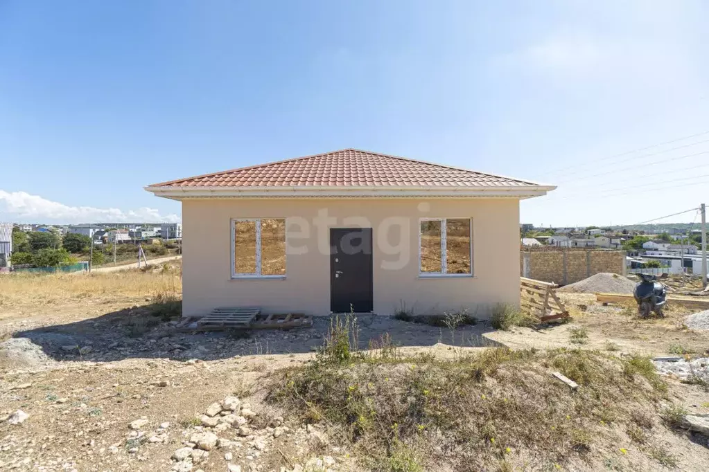 Дом в Севастополь Специалист садоводческое товарищество,  (90 м) - Фото 0