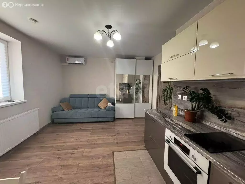 Квартира-студия: Батайск, улица Половинко, 280/3к1 (27 м) - Фото 0