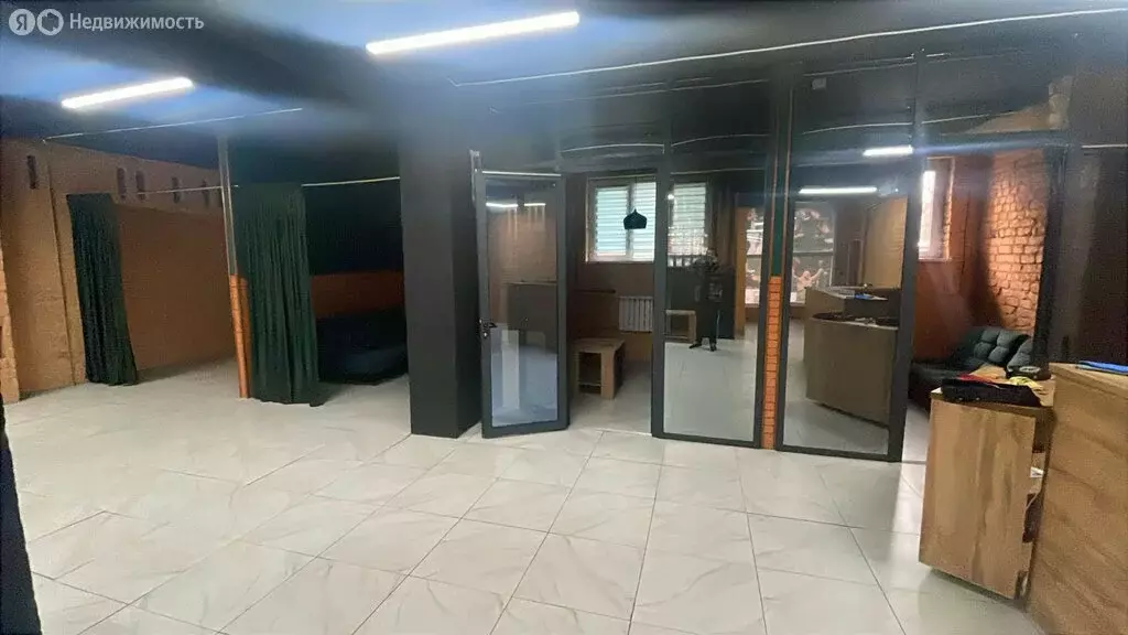 Помещение свободного назначения (223 м) - Фото 2