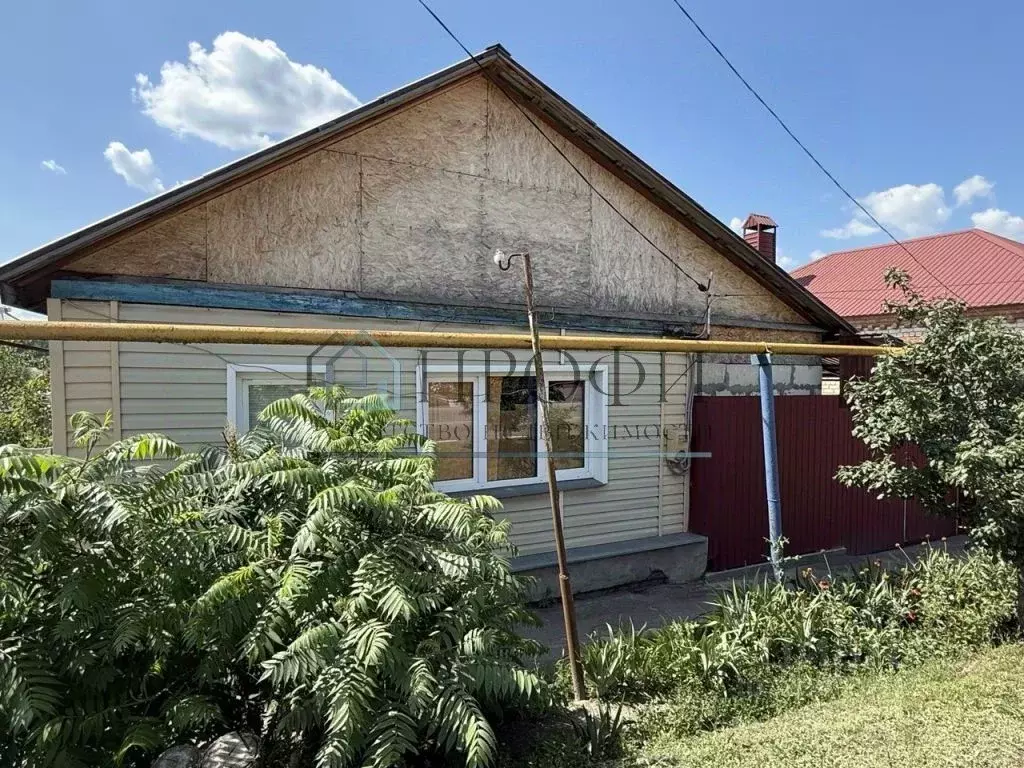 Дом в Белгородская область, Новый Оскол Колхозная ул. (50 м) - Фото 0