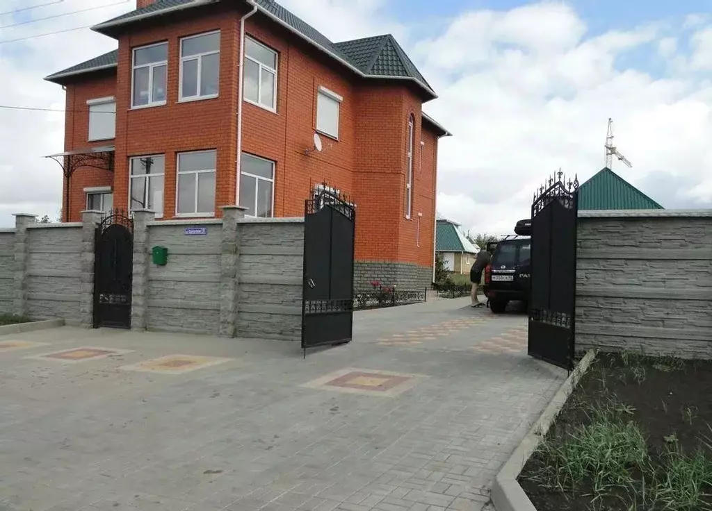 Коттедж в Белгородская область, Белгород ул. Газовиков, 5 (300 м) - Фото 0