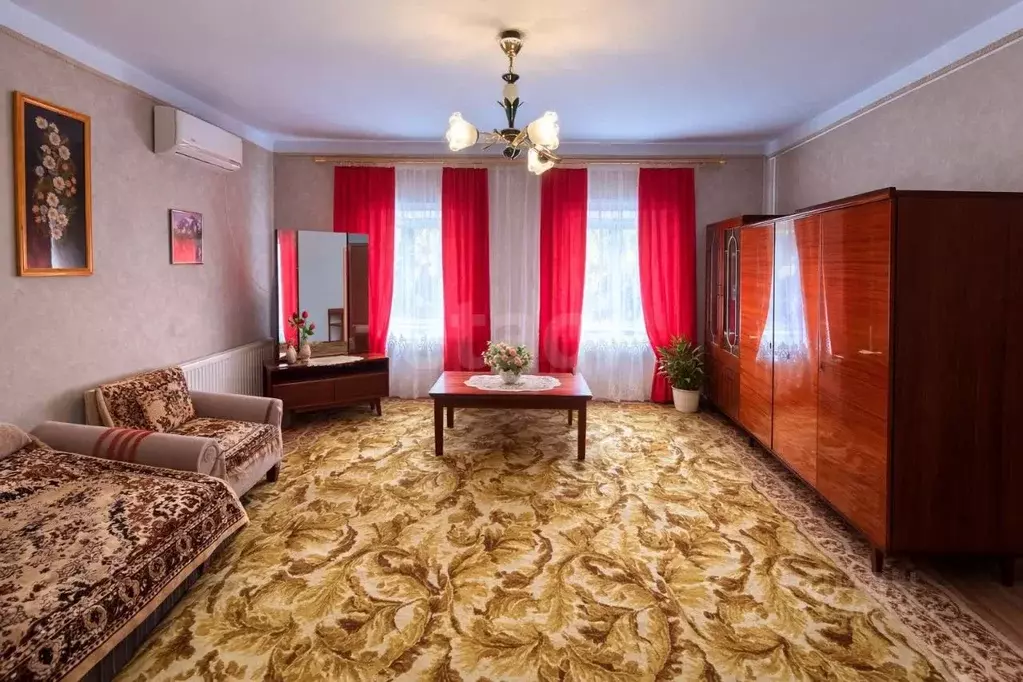 2-к кв. Крым, Бахчисарай ул. Речная, 86 (48.0 м) - Фото 1