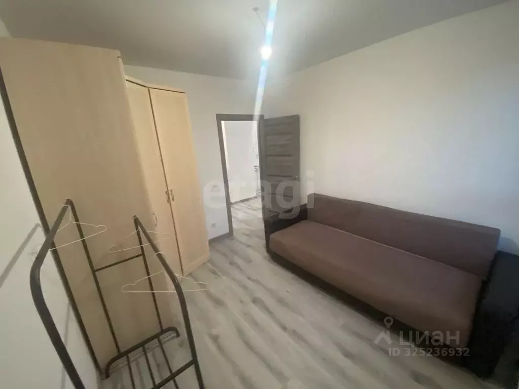 1-к кв. Тюменская область, Тюмень ул. Николая Глебова, 4 (34.1 м) - Фото 2