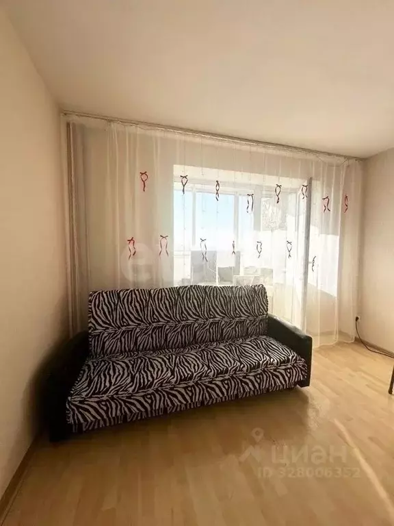 1-к кв. Удмуртия, Ижевск Красноармейская ул., 86 (30.0 м) - Фото 1