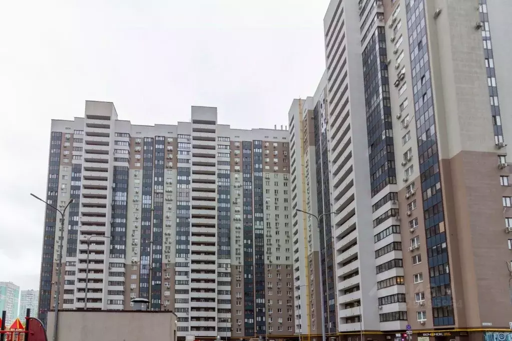 2-к кв. Самарская область, Самара просп. Карла Маркса, 200 (68.7 м) - Фото 1