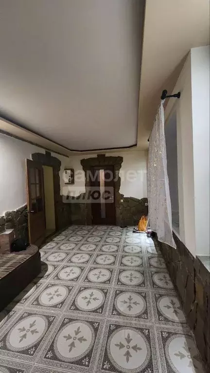 Дом в Крым, Симферопольский район, Урожайновское с/пос, Строитель-2 ... - Фото 1