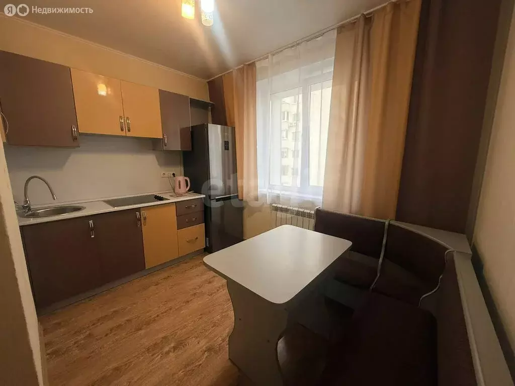 1-комнатная квартира: Белгород, улица Шаландина, 4к3 (33.4 м) - Фото 1