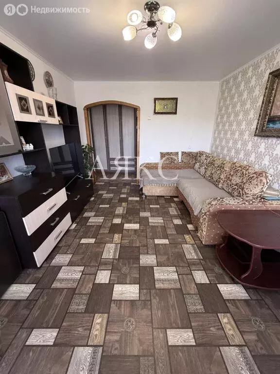 2-комнатная квартира: Ишимбай, улица Чкалова, 24 (49.5 м) - Фото 1