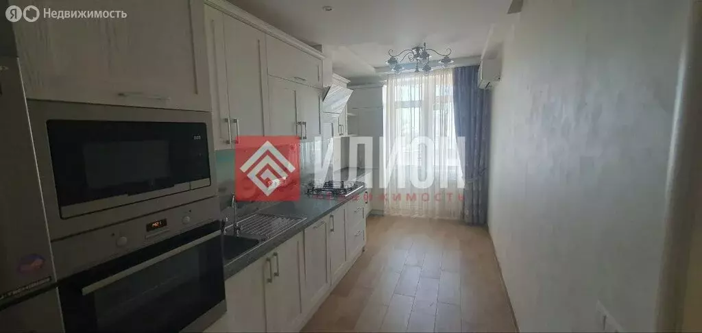 Квартира-студия: Севастополь, проспект Юрия Гагарина, 52/3 (126 м) - Фото 1
