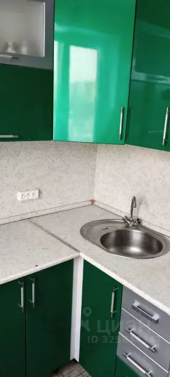 1-к кв. Красноярский край, Красноярск Взлетная ул., 12 (30.0 м) - Фото 1