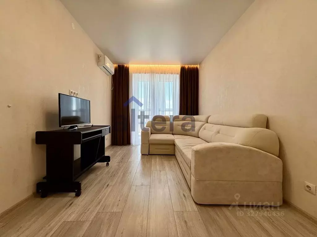 1-к кв. Татарстан, Казань ул. Фикрята Табеева, 3 (33.1 м) - Фото 1