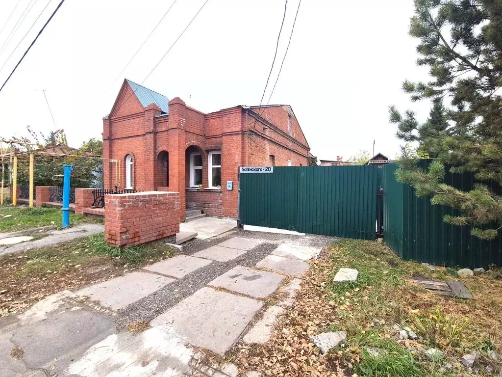 Дом в Омская область, Омск ул. Успенского, 20 (40 м) - Фото 1