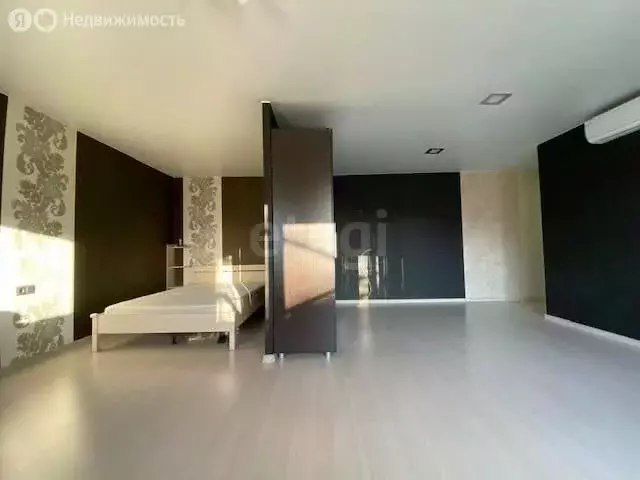 Квартира-студия: Барнаул, Комсомольский проспект, 86 (49.5 м) - Фото 2