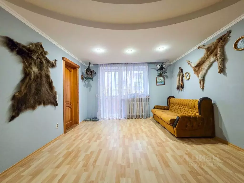 5-к кв. Челябинская область, Миасс ул. Колесова, 13 (181.1 м) - Фото 1