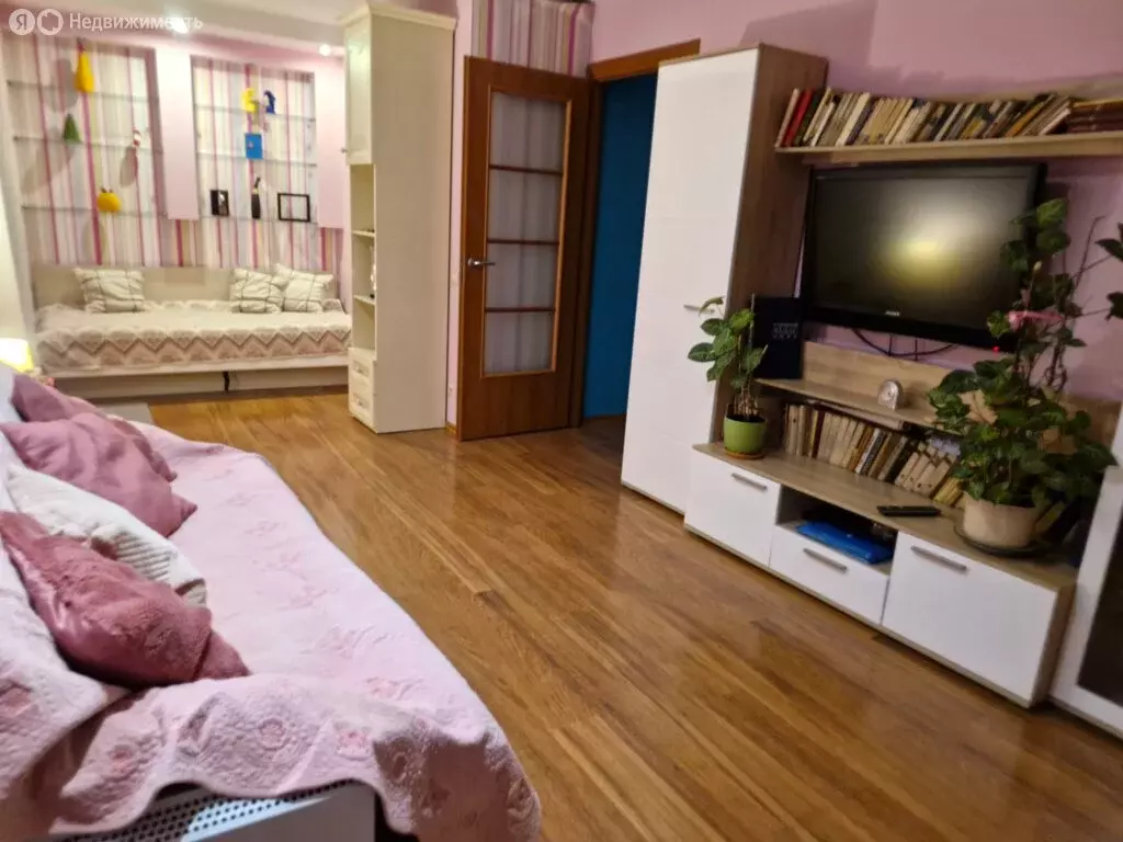 1-комнатная квартира: Волгоград, улица Кирова, 92 (46.8 м) - Фото 1