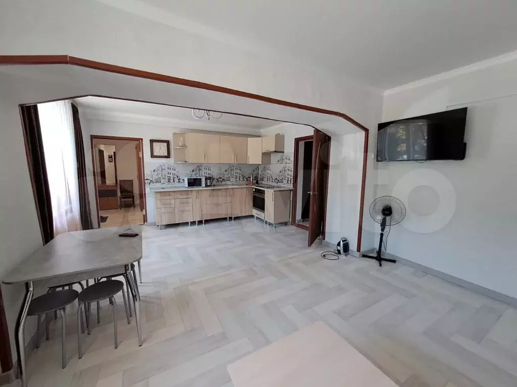 3-к. квартира, 78 м, 1/5 эт. - Фото 0