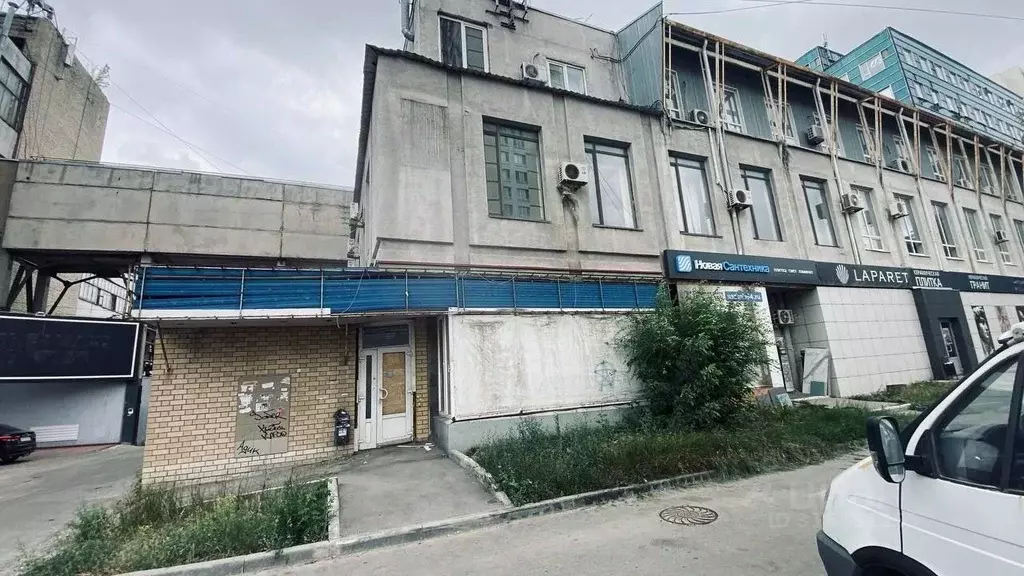 Офис в Саратовская область, Саратов ул. Имени Н.Г. Чернышевского, 88 ... - Фото 0