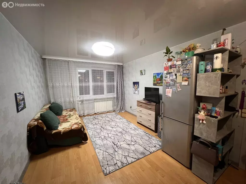 1к в 8-комнатной квартире (18 м) - Фото 1